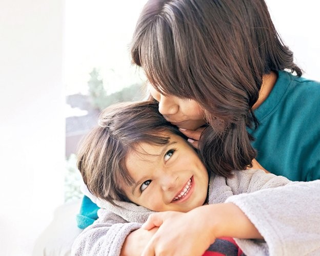 Bình tĩnh làm mẹ: 3 cách để không la mắng con